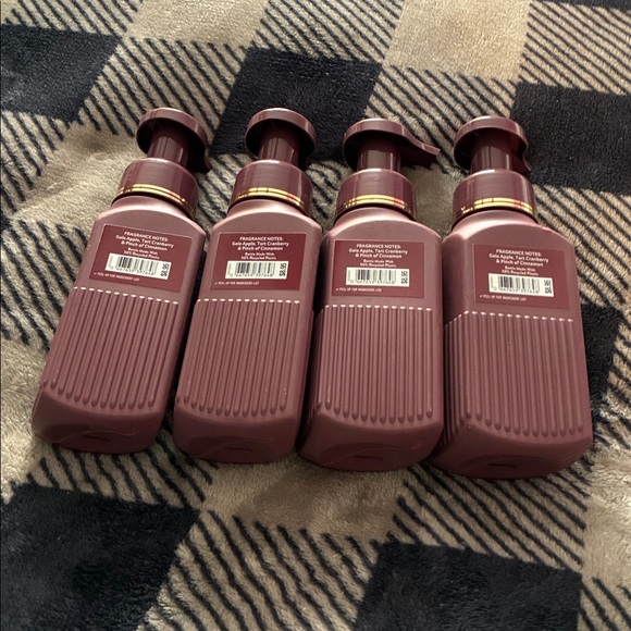 Cranberry & Gala Apple Foaming Hand Soap Set (4) - Picture 5 of 5